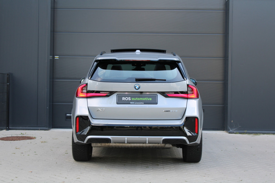 BMW X1 xDrive30e | PANO | M-SPORT | 360 | HUD | KEYLESS | STUURW.VERWARMD | LED |