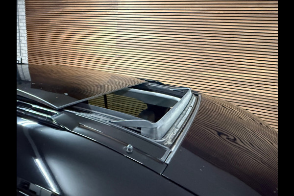 Land Rover Defender 110 2.0 D200 110 | Pano | PPF | Meridian | Trekhaak | Carplay Land Rover Defender 110 2.0 D200 110 | Pano | PPF | Meridian | Trekhaak | Carplay