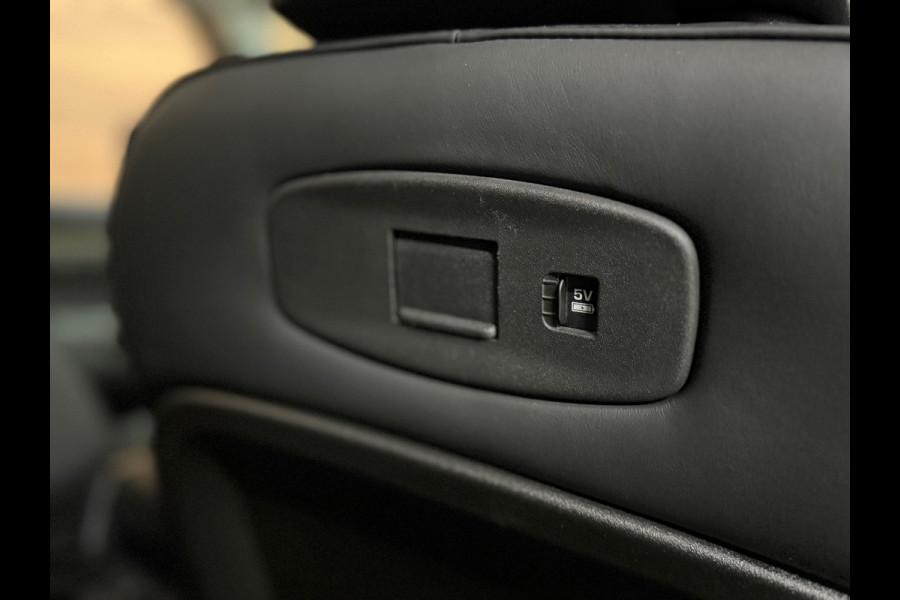 Land Rover Defender 110 2.0 D200 110 | Pano | PPF | Meridian | Trekhaak | Carplay Land Rover Defender 110 2.0 D200 110 | Pano | PPF | Meridian | Trekhaak | Carplay