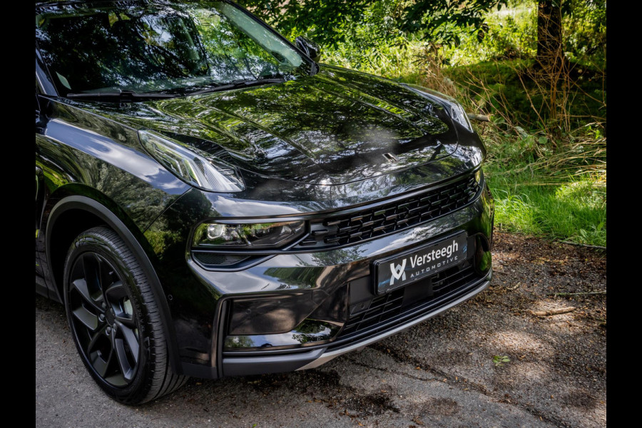 Lynk & Co 01 1.5 Plug-In Hybrid 262pk BLACKED OUT Lynk & Co 01 1.5 Plug-In Hybrid 262pk BLACKED OUT