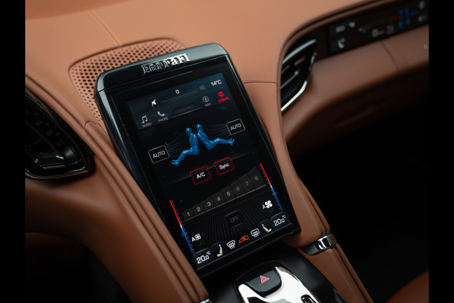 Ferrari Roma 3.9 V8 HELE | Daytona Seats | Pass. Display | ADAS | CarPlay | Carbon stuur