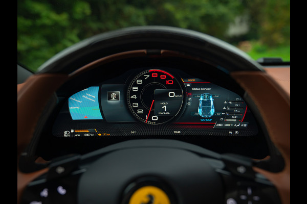 Ferrari Roma 3.9 V8 HELE | Daytona Seats | Pass. Display | ADAS | CarPlay | Carbon stuur