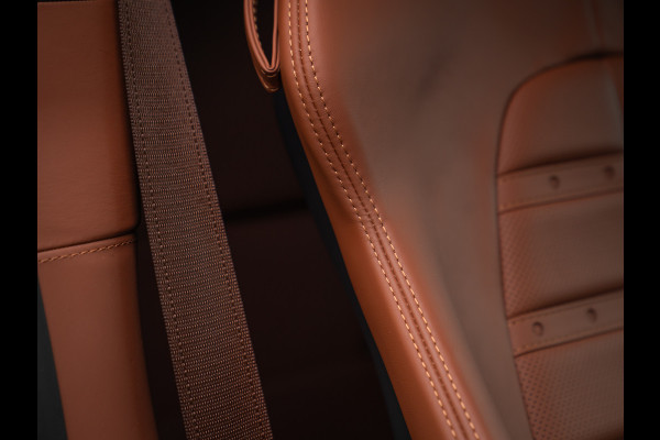 Ferrari Roma 3.9 V8 HELE | Daytona Seats | Pass. Display | ADAS | CarPlay | Carbon stuur