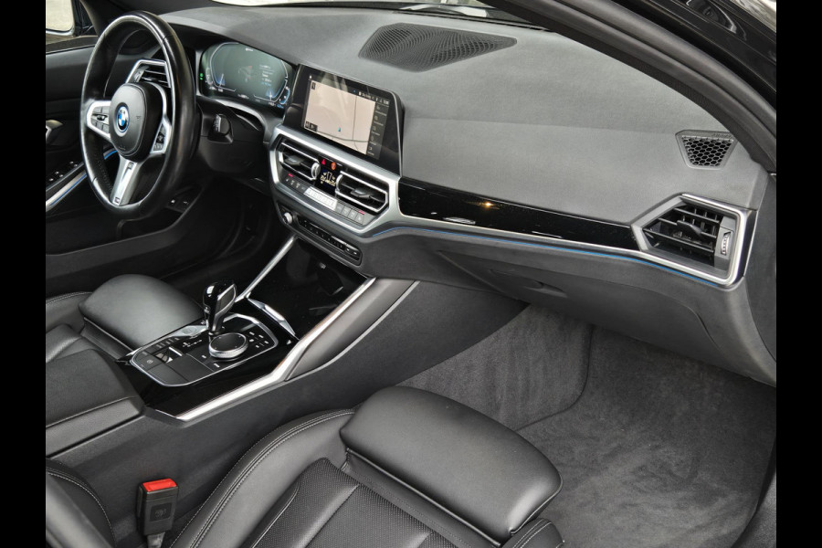 BMW 3 Serie Touring 320e SPORTLINE | SPORTSTOELEN | LEDER | 18 INCH LM VELGEN |