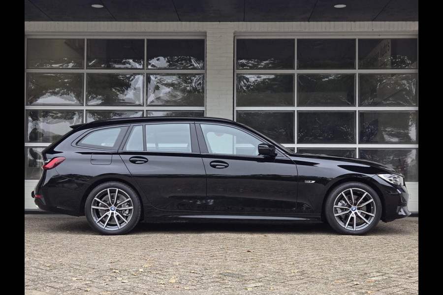 BMW 3 Serie Touring 320e SPORTLINE | SPORTSTOELEN | LEDER | 18 INCH LM VELGEN |
