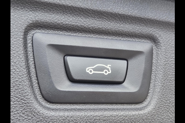 BMW 3 Serie Touring 320e SPORTLINE | SPORTSTOELEN | LEDER | 18 INCH LM VELGEN |