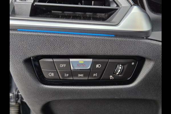 BMW 3 Serie Touring 320e SPORTLINE | SPORTSTOELEN | LEDER | 18 INCH LM VELGEN |