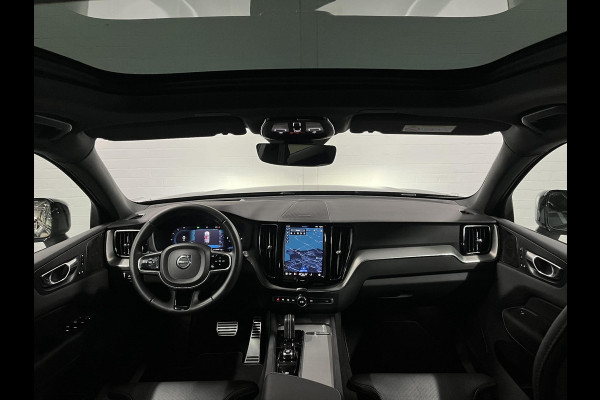 Volvo XC60 2.0 T6 Plug-in hybrid AWD R-Design Open dak | Head-up | Adapt. cruise control | Stoelventilatie | Harman/Kardon