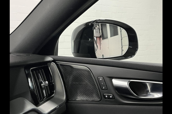 Volvo XC60 2.0 T6 Plug-in hybrid AWD R-Design Open dak | Head-up | Adapt. cruise control | Stoelventilatie | Harman/Kardon