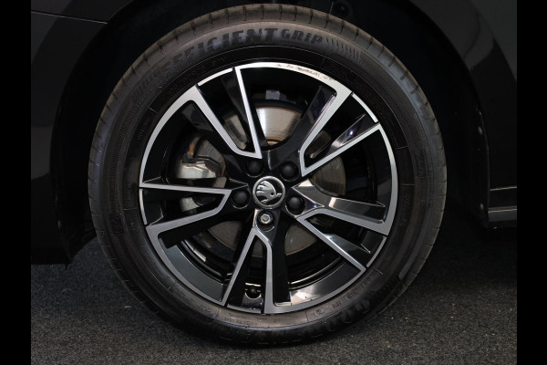 Škoda Fabia 1.0 TSI Monte Carlo 115pk DSG | Verlengde garantie | Panoramadak | Navigatie via app | Cruise control | Stoelverwarming |