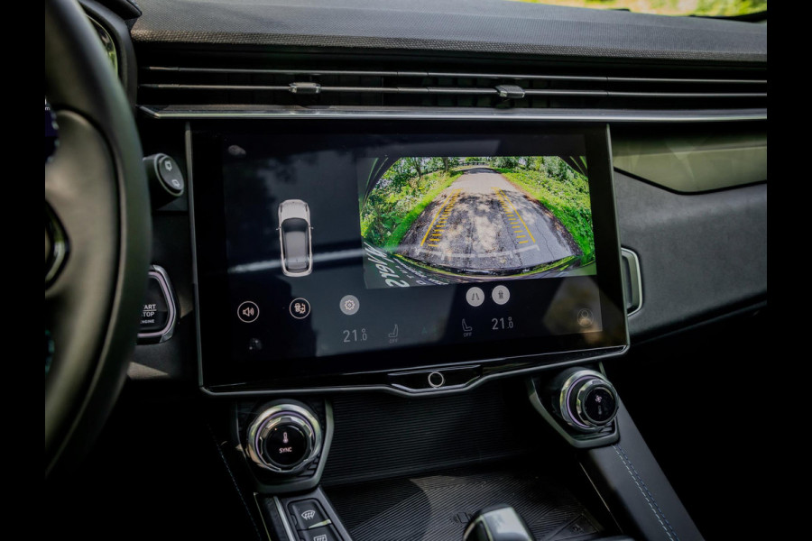 Lynk & Co 01 1.5 Plug-In Hybrid 262pk Panoramadak|Adaptive Cruise Control Lynk & Co 01 1.5 Plug-In Hybrid 262pk Panoramadak|Adaptive Cruise Control