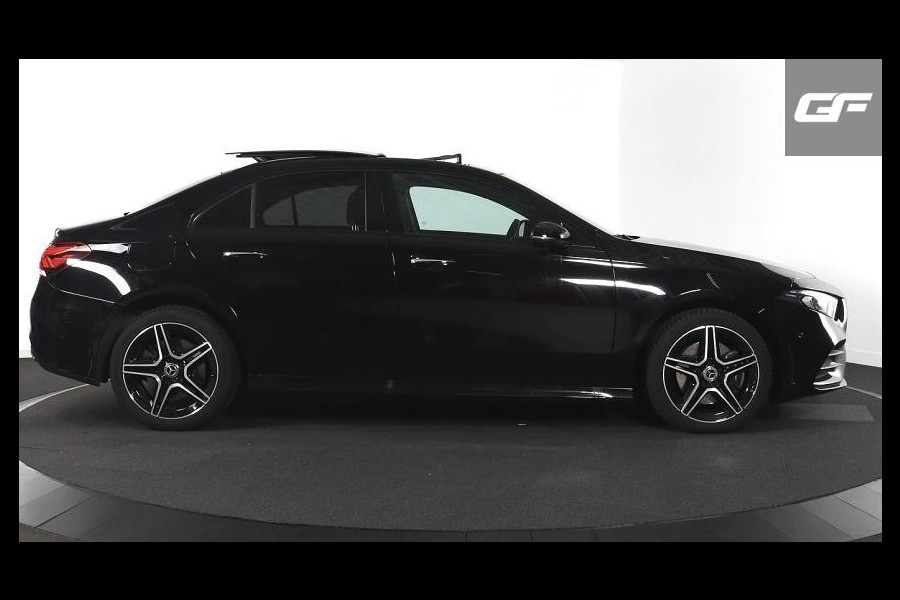 Mercedes-Benz A-Klasse 250 e Limo AMG Night Pano Memory Sfeer Carplay NAP