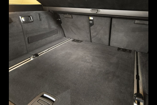 BMW 5 Serie Touring 520d M Sport Edition standkachel | adaptive cruise en led | leer | comfortstoelen BMW 5 Serie Touring 520d M Sport Edition standkachel | adaptive cruise en led | leer | comfortstoelen