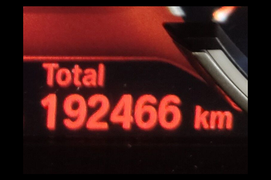 BMW 5 Serie Touring 520d M Sport Edition standkachel | adaptive cruise en led | leer | comfortstoelen BMW 5 Serie Touring 520d M Sport Edition standkachel | adaptive cruise en led | leer | comfortstoelen