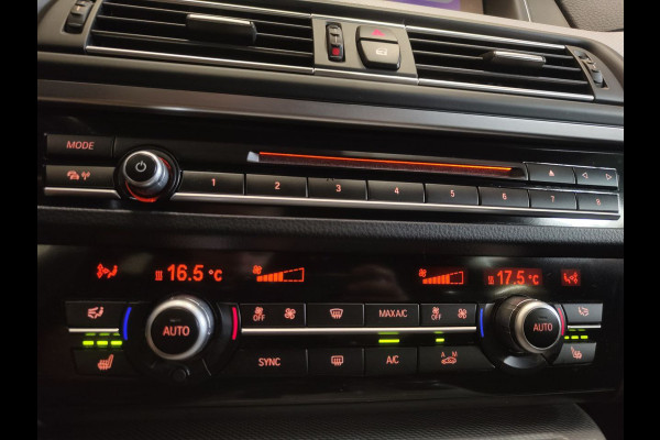 BMW 5 Serie Touring 520d M Sport Edition standkachel | adaptive cruise en led | leer | comfortstoelen BMW 5 Serie Touring 520d M Sport Edition standkachel | adaptive cruise en led | leer | comfortstoelen