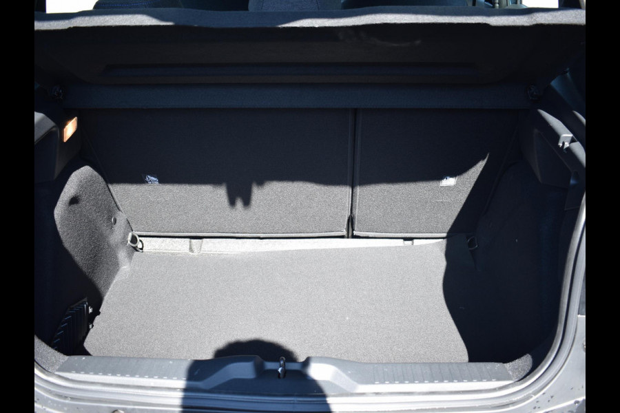 Citroën C3 1.2 Turbo 100pk Plus CARPLAY | PARKEERSENSOREN | AIRCO | UIT VOORRAAD LEVERBAAR Citroën C3 1.2 Turbo 100pk Plus CARPLAY | PARKEERSENSOREN | AIRCO | UIT VOORRAAD LEVERBAAR