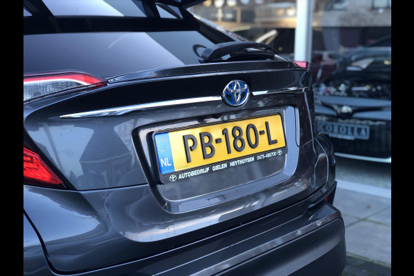 Toyota C-HR 1.8 Hybrid Executive | Navigatie, Half Leer, Parkeersensoren, Stoelverwarming, Keyless, 18 inch, Perfecte staat! Toyota C-HR 1.8 Hybrid Executive | Navigatie, Half Leer, Parkeersensoren, Stoelverwarming, Keyless, 18 inch, Perfecte staat!