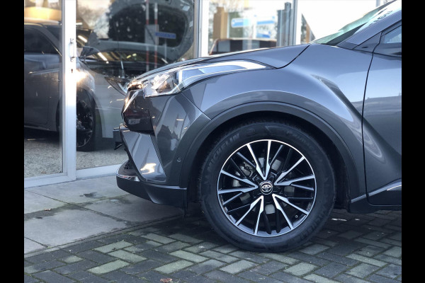 Toyota C-HR 1.8 Hybrid Executive | Navigatie, Half Leer, Parkeersensoren, Stoelverwarming, Keyless, 18 inch, Perfecte staat! Toyota C-HR 1.8 Hybrid Executive | Navigatie, Half Leer, Parkeersensoren, Stoelverwarming, Keyless, 18 inch, Perfecte staat!
