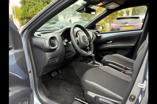 Toyota Aygo X 1.0 VVT-i S-CVT Play Automaat (BOVAG/RIJKLAARPRIJS) Toyota Aygo X 1.0 VVT-i S-CVT Play Automaat (BOVAG/RIJKLAARPRIJS)