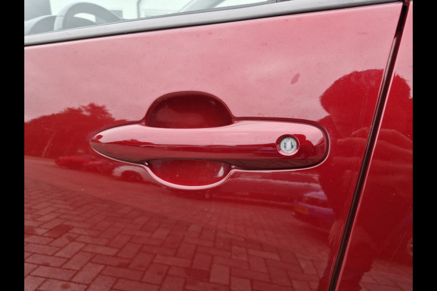 Toyota Yaris Comfort 1.5 Hybrid 115 | LMV | Camera Toyota Yaris Comfort 1.5 Hybrid 115 | LMV | Camera