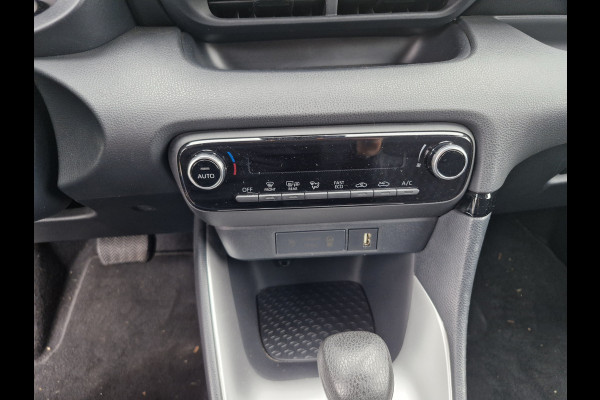 Toyota Yaris Comfort 1.5 Hybrid 115 | LMV | Camera Toyota Yaris Comfort 1.5 Hybrid 115 | LMV | Camera