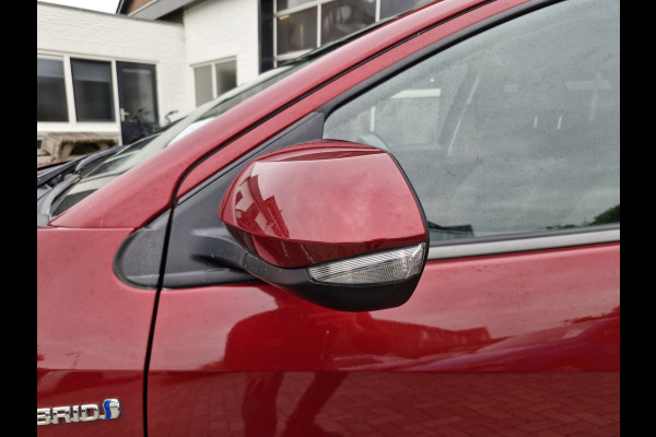 Toyota Yaris Comfort 1.5 Hybrid 115 | LMV | Camera Toyota Yaris Comfort 1.5 Hybrid 115 | LMV | Camera