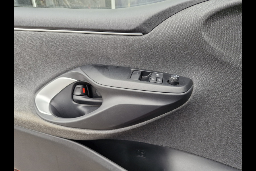 Toyota Yaris Comfort 1.5 Hybrid 115 | LMV | Camera Toyota Yaris Comfort 1.5 Hybrid 115 | LMV | Camera