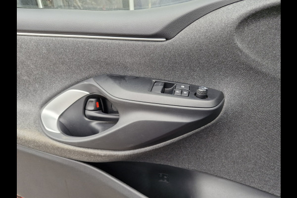 Toyota Yaris Comfort 1.5 Hybrid 115 | LMV | Camera Toyota Yaris Comfort 1.5 Hybrid 115 | LMV | Camera