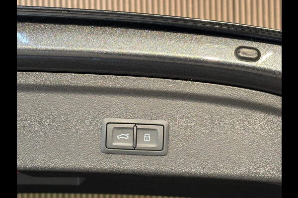 Audi A3 Sportback 40 TFSI e 204PK S Line. Pano - B&O - Matrix