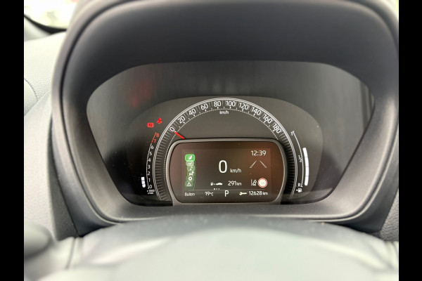 Toyota Aygo X 1.0 VVT-i S-CVT Play Automaat (BOVAG/RIJKLAARPRIJS) Toyota Aygo X 1.0 VVT-i S-CVT Play Automaat (BOVAG/RIJKLAARPRIJS)