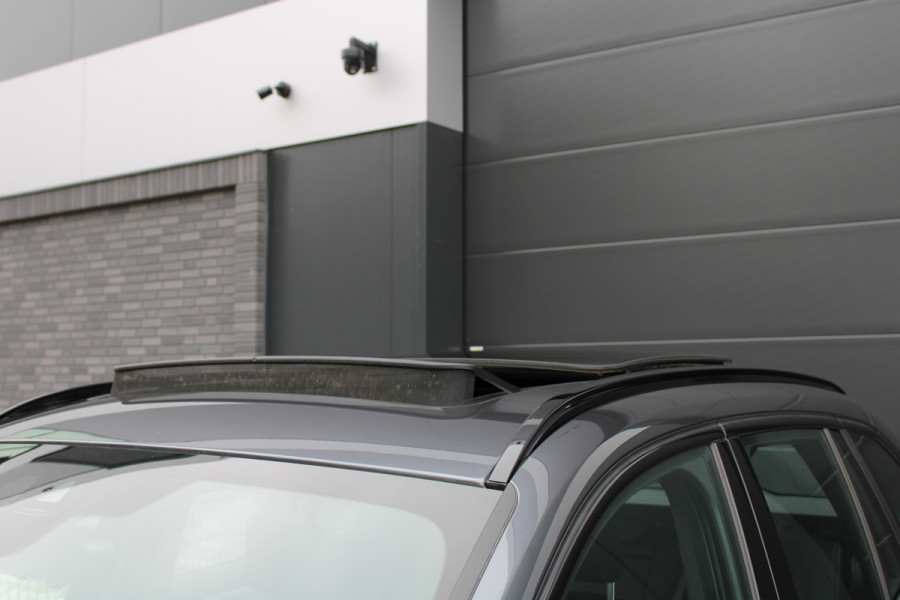 BMW X1 xDrive25e High Executive M-SPORT | BTW | PANO | ACC | CAMERA | KEYLESS | HUD | STOELVERWARMING |