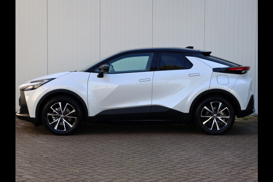 Toyota C-HR 2.0 PHEV 220 Dynamic | NIEUW! | Bi-Tone | Premium Navi Toyota C-HR 2.0 PHEV 220 Dynamic | NIEUW! | Bi-Tone | Premium Navi