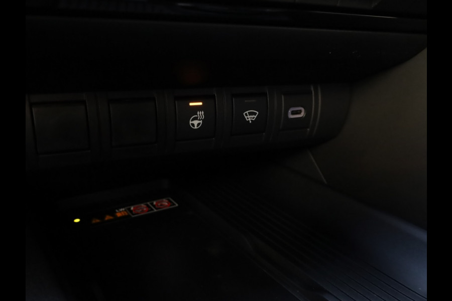 Toyota C-HR 2.0 PHEV 220 Dynamic | NIEUW! | Bi-Tone | Premium Navi Toyota C-HR 2.0 PHEV 220 Dynamic | NIEUW! | Bi-Tone | Premium Navi