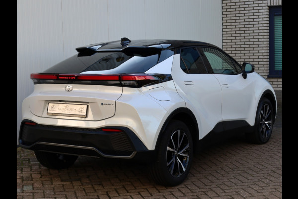 Toyota C-HR 2.0 PHEV 220 Dynamic | NIEUW! | Bi-Tone | Premium Navi Toyota C-HR 2.0 PHEV 220 Dynamic | NIEUW! | Bi-Tone | Premium Navi