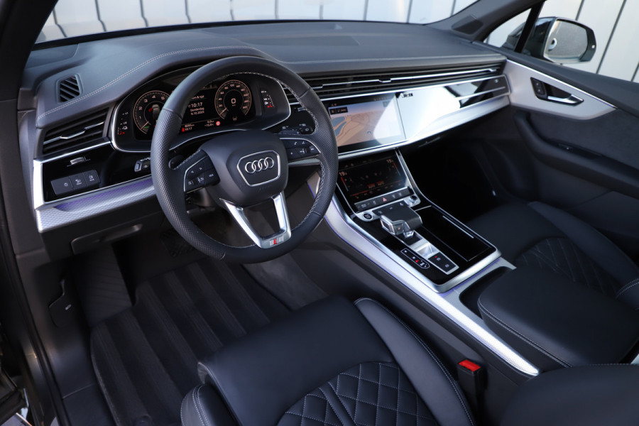 Audi Q7 60 TFSI e quattro Competition | 490PK | Luchtvering | Pano | Sfeerverlichting | RS-Stoelen | B&O | Matrix-led | Memory | Stuurwi