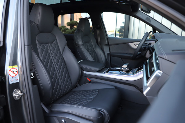 Audi Q7 60 TFSI e quattro Competition | 490PK | Luchtvering | Pano | Sfeerverlichting | RS-Stoelen | B&O | Matrix-led | Memory | Stuurwi