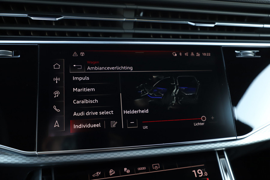 Audi Q7 60 TFSI e quattro Competition | 490PK | Luchtvering | Pano | Sfeerverlichting | RS-Stoelen | B&O | Matrix-led | Memory | Stuurwi