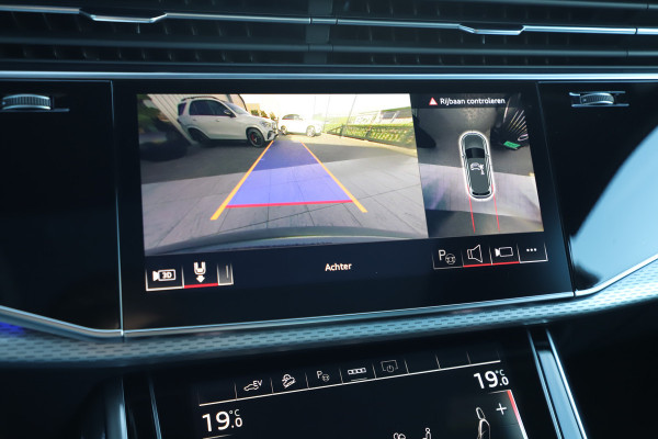 Audi Q7 60 TFSI e quattro Competition | 490PK | Luchtvering | Pano | Sfeerverlichting | RS-Stoelen | B&O | Matrix-led | Memory | Stuurwi