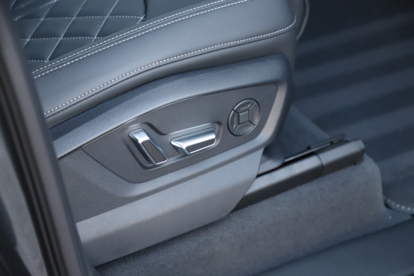 Audi Q7 60 TFSI e quattro Competition | 490PK | Luchtvering | Pano | Sfeerverlichting | RS-Stoelen | B&O | Matrix-led | Memory | Stuurwi