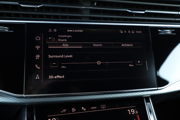 Audi Q7 60 TFSI e quattro Competition | 490PK | Luchtvering | Pano | Sfeerverlichting | RS-Stoelen | B&O | Matrix-led | Memory | Stuurwi
