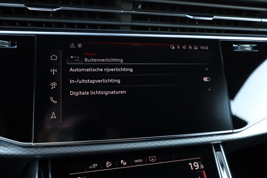 Audi Q7 60 TFSI e quattro Competition | 490PK | Luchtvering | Pano | Sfeerverlichting | RS-Stoelen | B&O | Matrix-led | Memory | Stuurwi