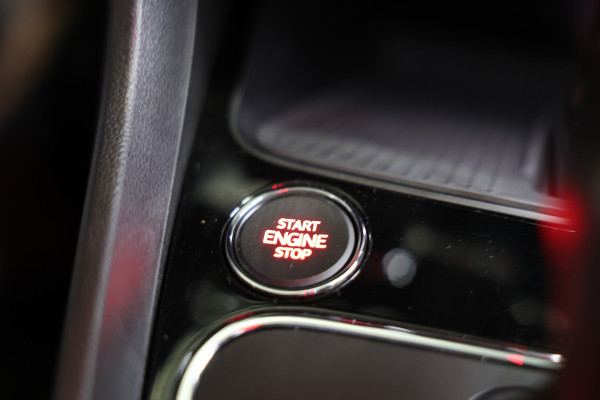 Seat Leon 2.0 TSI FR DSG VIRTUAL NAVI CARPLAY PDC MODI STOELVW '19