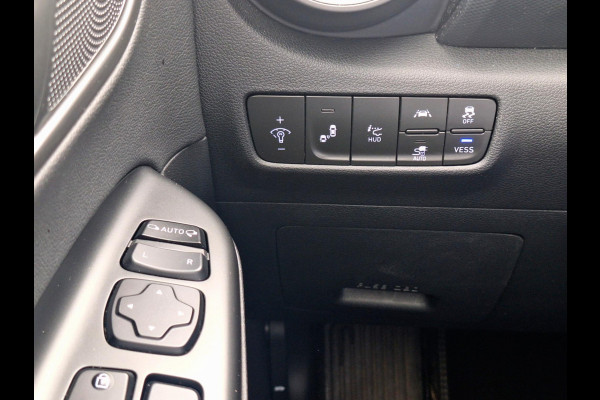 Hyundai Kona EV Premium 64 kWh | SOH: 94.9% | Leder | Adaptive CC | Navi | Two Tone | (occasion) Hyundai Kona EV Premium 64 kWh | SOH: 94.9% | Leder | Adaptive CC | Navi | Two Tone | (occasion)