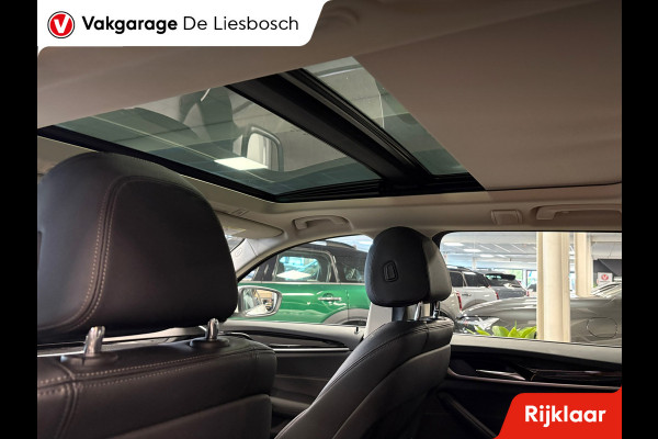 BMW 5 Serie Touring 520e Business Edition Plus / leder /camera / panorama-dak / head-up