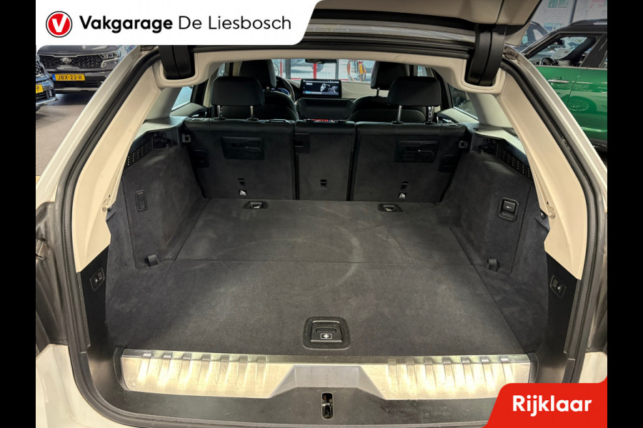BMW 5 Serie Touring 520e Business Edition Plus / leder /camera / panorama-dak / head-up