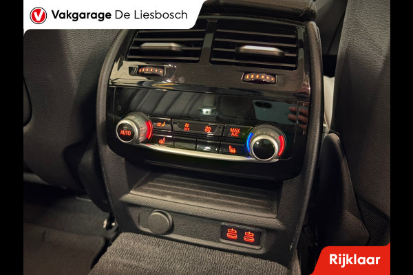 BMW 5 Serie Touring 520e Business Edition Plus / leder /camera / panorama-dak / head-up