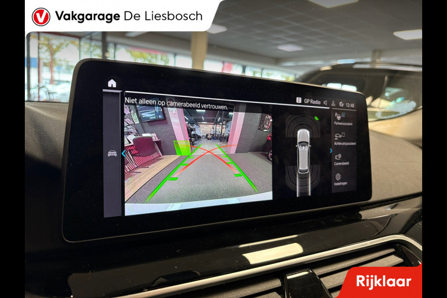 BMW 5 Serie Touring 520e Business Edition Plus / leder /camera / panorama-dak / head-up