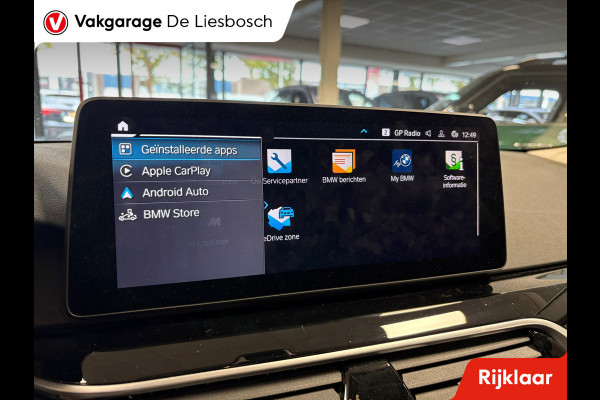 BMW 5 Serie Touring 520e Business Edition Plus / leder /camera / panorama-dak / head-up