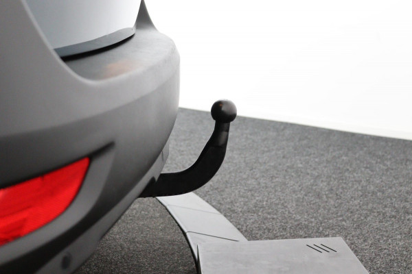 Peugeot 5008 1.2 PureTech*NAVI*CAM*HAAK*CRUISE*ECC*CARPLAY*7PER