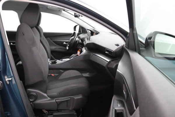 Peugeot 5008 1.2 PureTech*NAVI*CAM*HAAK*CRUISE*ECC*CARPLAY*7PER